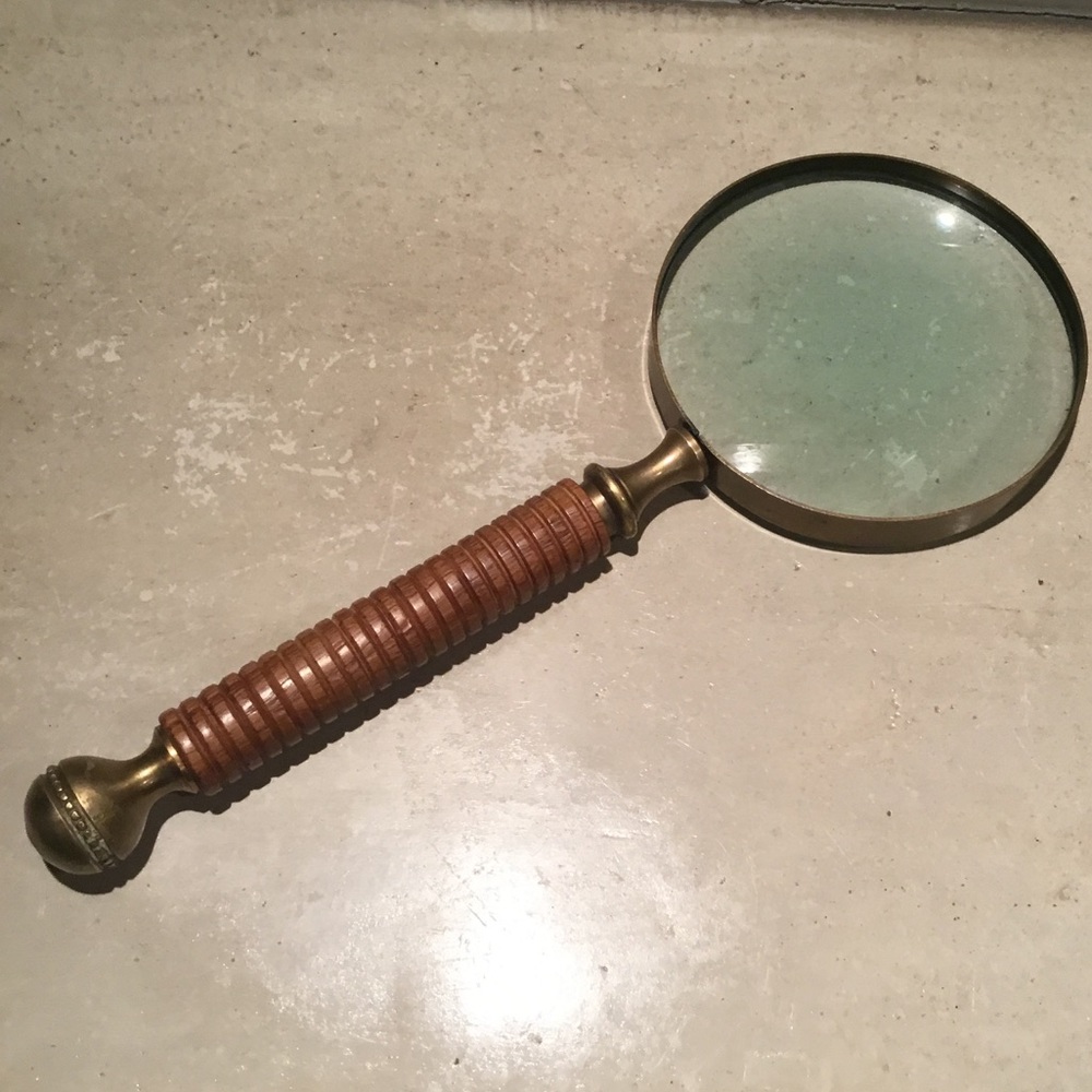Antique Magnifying Glass with Wooden Handle and Brass Finishing from Spain